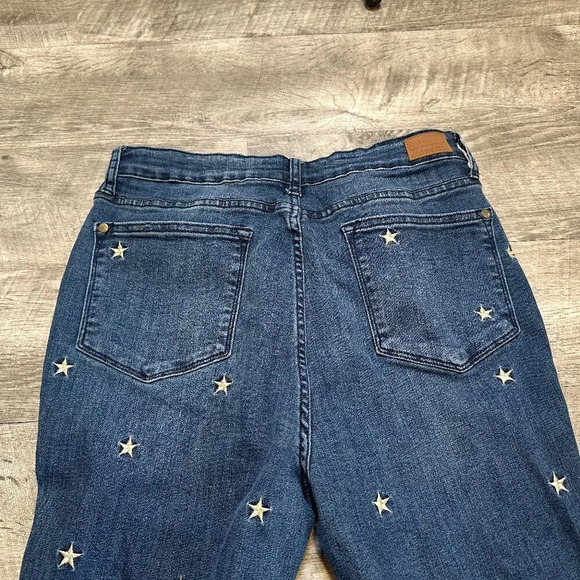 ALTERED SHORT Judy Blue Star Embroidered Super Flare Jeans Size 13 / 31 - Picture 8 of 8